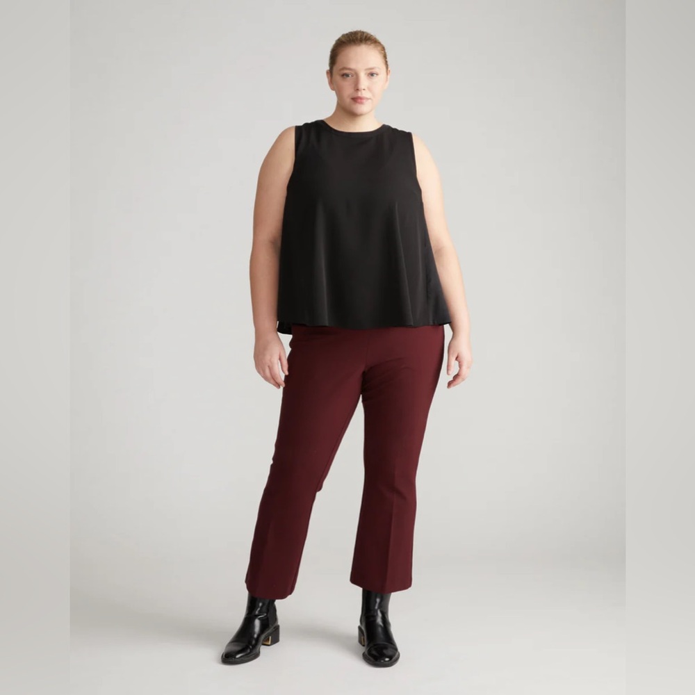 NWT Universal Standard Prestige Ponte Flared Pants - Black Cherry